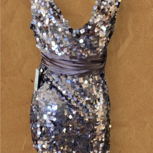 NWT gunmetal colored sequin short party dress - Picture 2 of 4